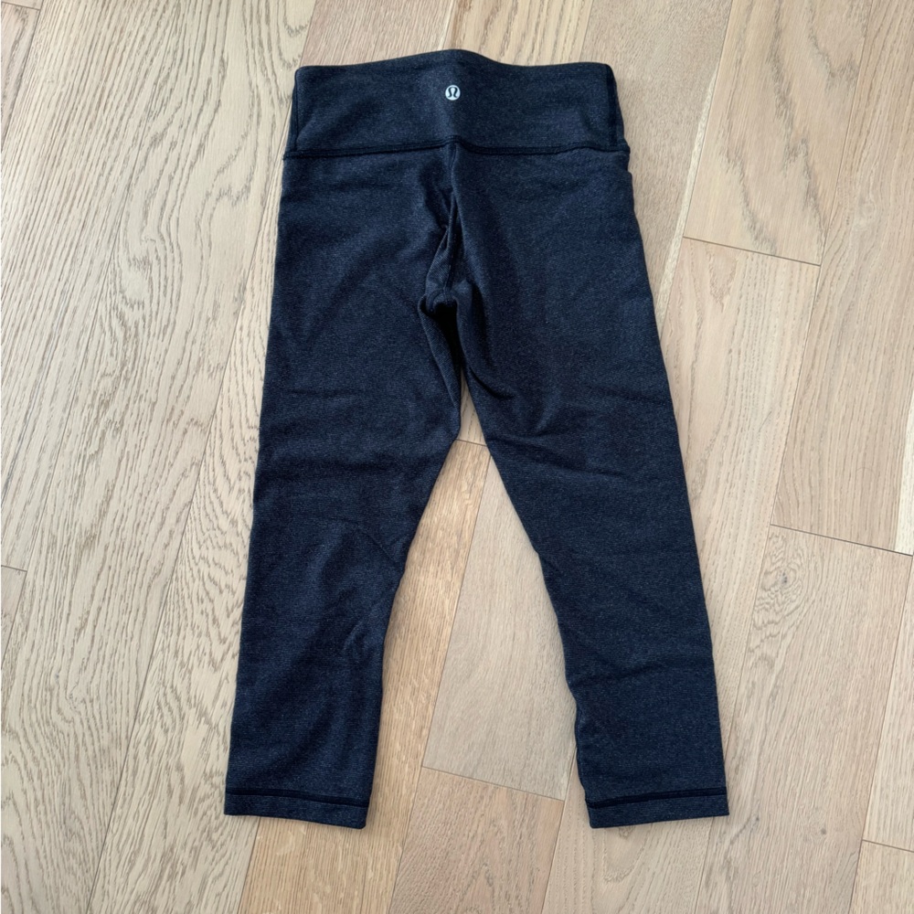 Wee stripe charcoal Wunder under crops size 4